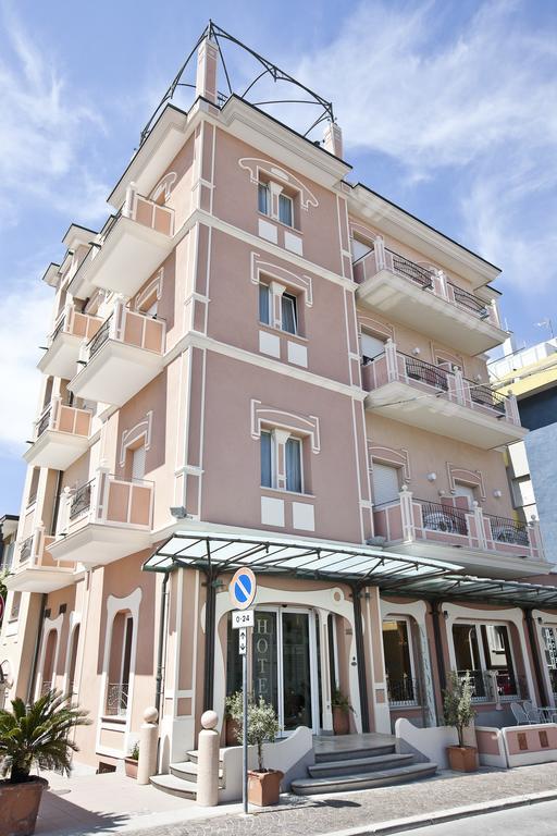 Hotel Aurora Rimini Bagian luar foto